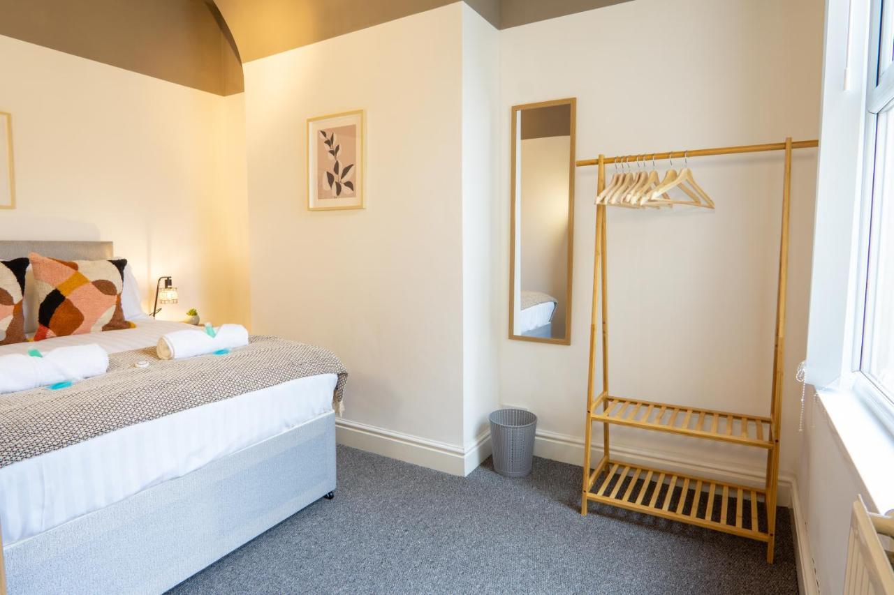 Air Host & - Cedar House - 3br With Parking *